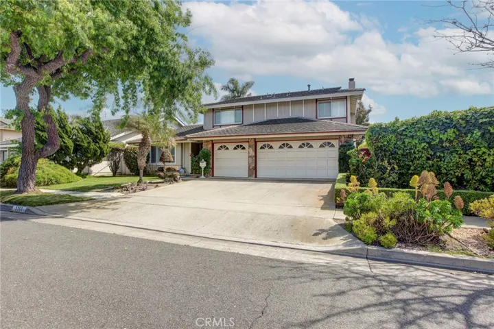 5262 Glenroy Drive, Huntington Beach, California 92649