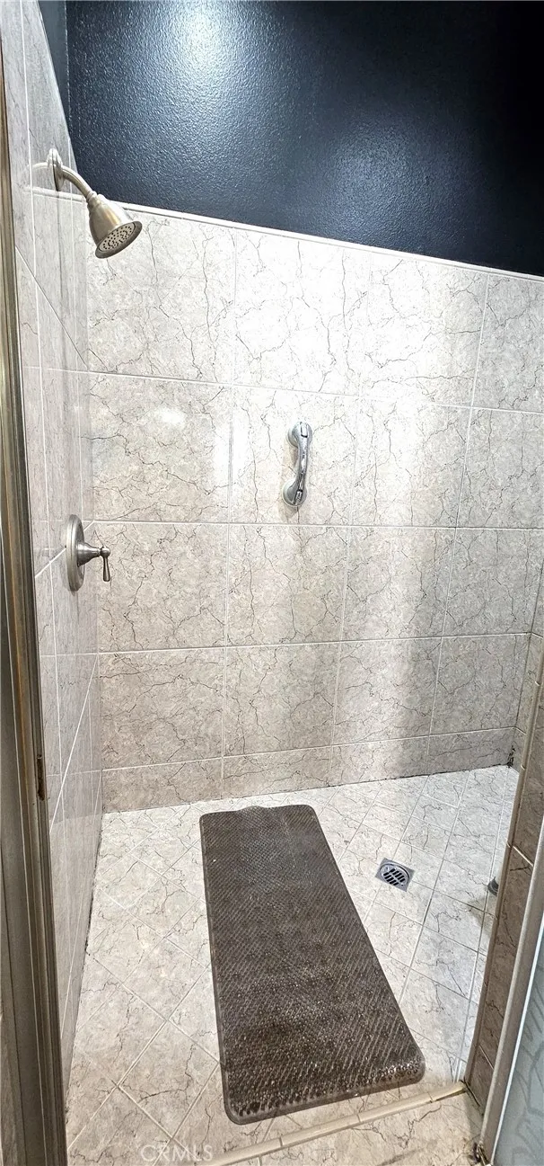 7445 Cedar Street, Phelan, California 92371 home-pic-18