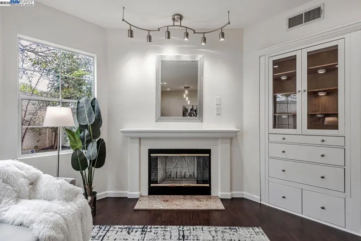 34861 Rumford Ter, Union City, California 94587