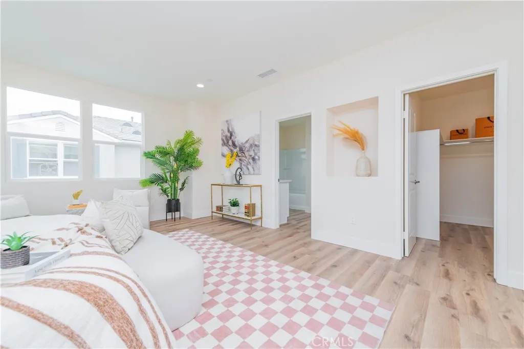 11237 Gladhill Road 15, Whittier, California 90604 home-pic-9