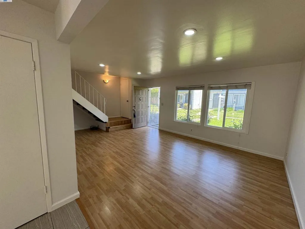 34512 Nantucket Cmn, Fremont, California 94555 home-pic-5