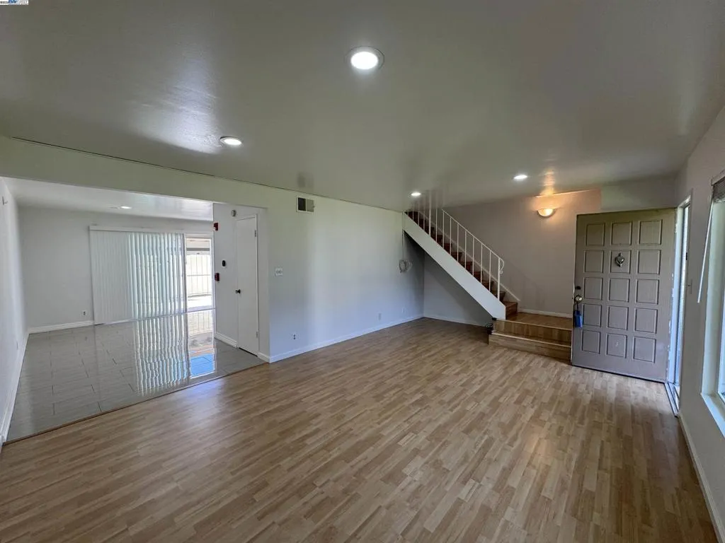 34512 Nantucket Cmn, Fremont, California 94555 home-pic-4