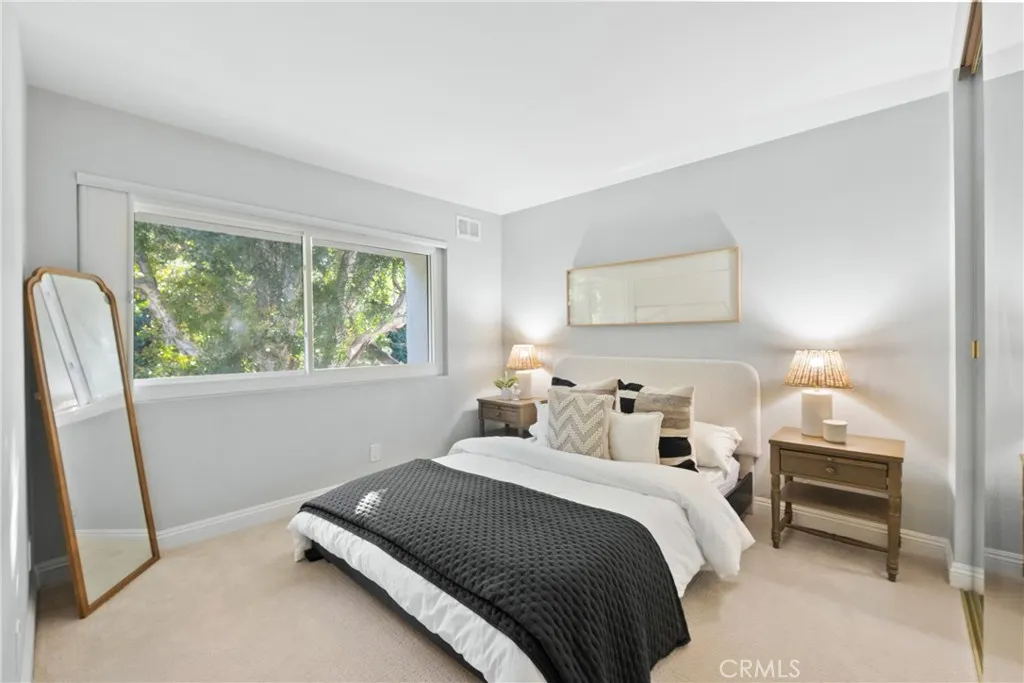 85 Aspen Way, Rolling Hills Estates, California 90274 home-pic-33