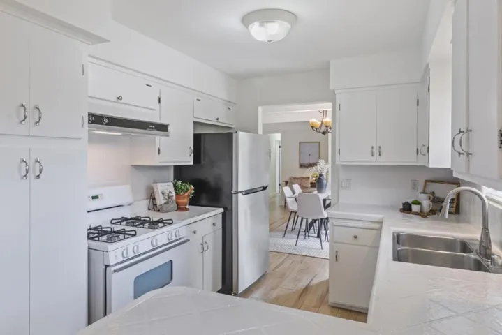 210 Harkleroad Avenue, Santa Cruz, California 95062