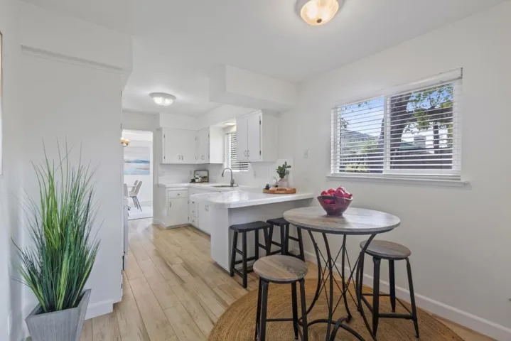 210 Harkleroad Avenue, Santa Cruz, California 95062