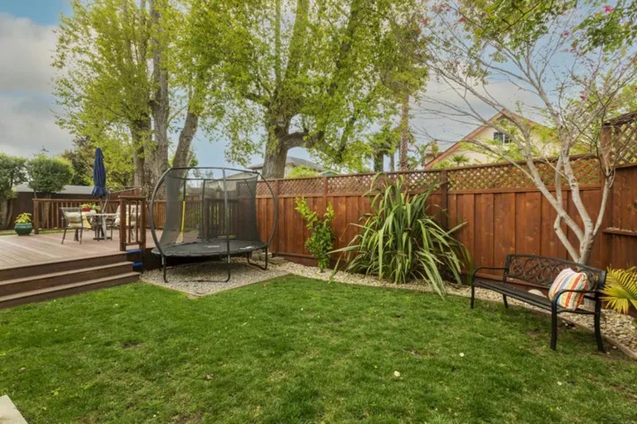 210 Harkleroad Avenue, Santa Cruz, California 95062