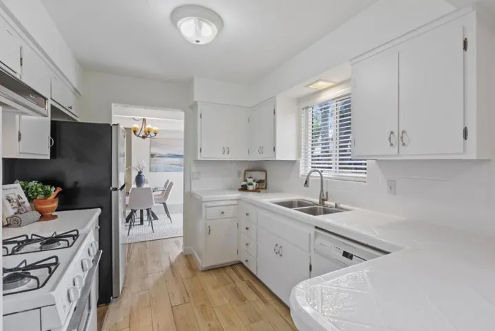210 Harkleroad Avenue, Santa Cruz, California 95062