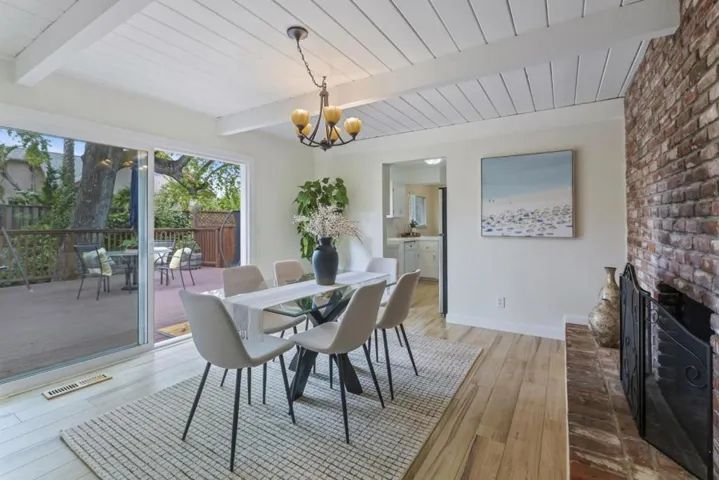 210 Harkleroad Avenue, Santa Cruz, California 95062