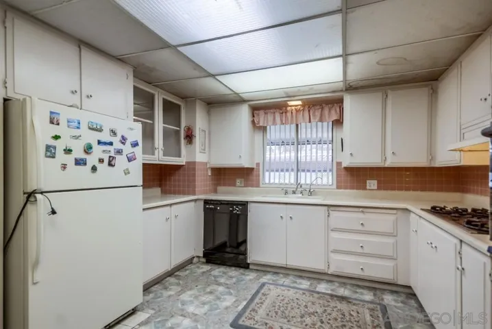 14215 Pecan Park Ln Spc 28, El Cajon, California 92021