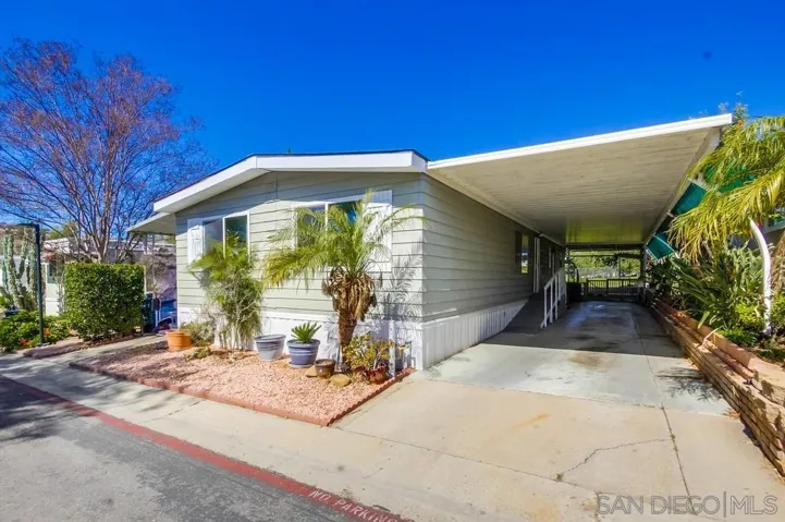 14215 Pecan Park Ln Spc 28, El Cajon, California 92021