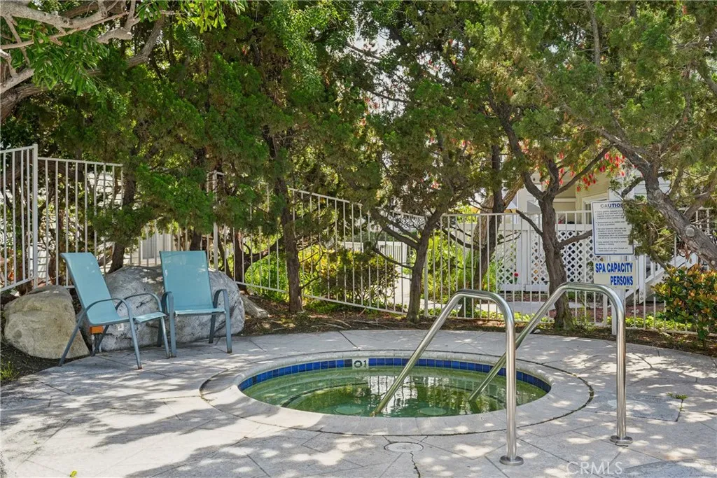 22230 S Vermont Avenue 102b, Torrance, California 90502 home-pic-27