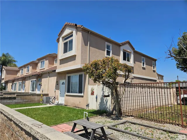 8598 Belmont Street, Cypress, California 90630