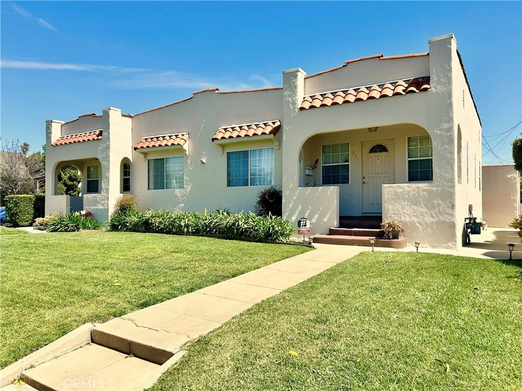 2306 W Alhambra Road, Alhambra, California 91801 home-pic-2