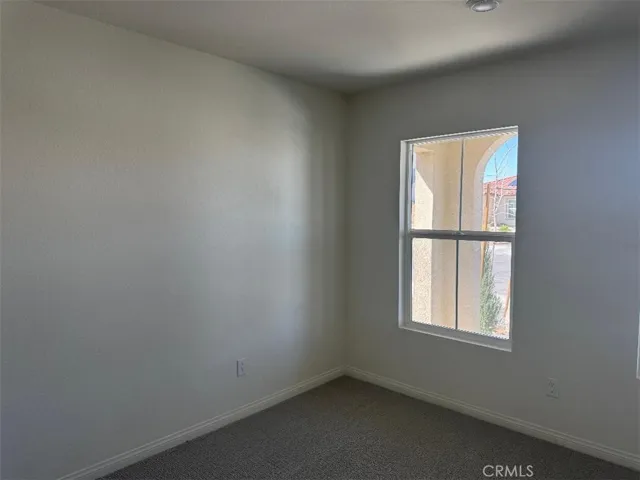 13739 Emery Street, Victorville, California 92392