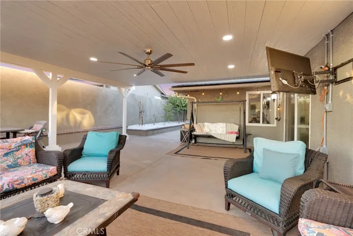 400 Keene Drive, La Habra, California 90631