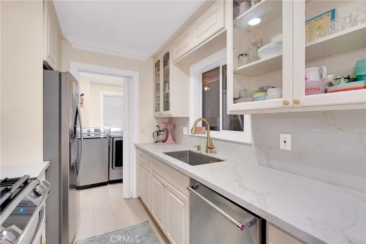 400 Keene Drive, La Habra, California 90631