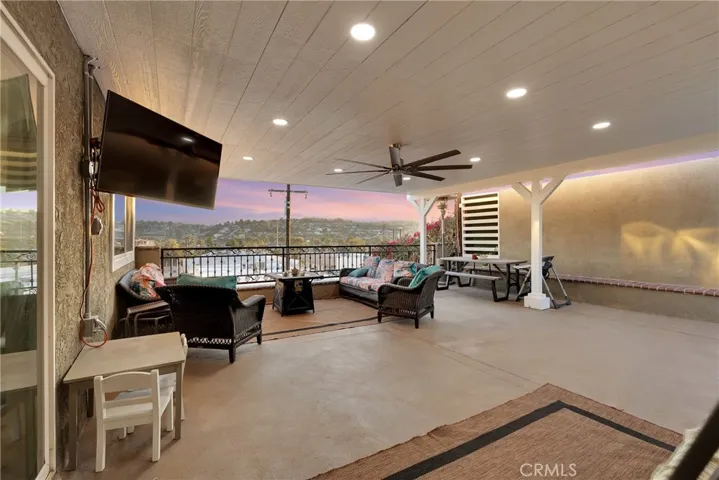 400 Keene Drive, La Habra, California 90631