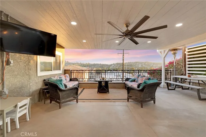 400 Keene Drive, La Habra, California 90631