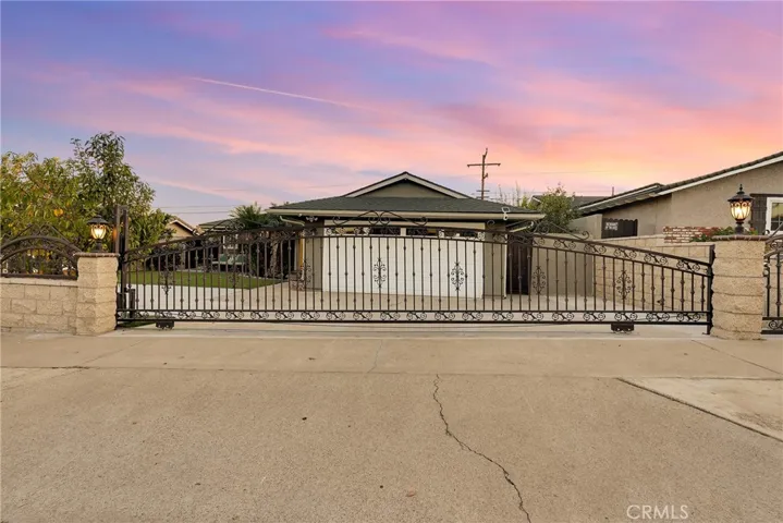 400 Keene Drive, La Habra, California 90631