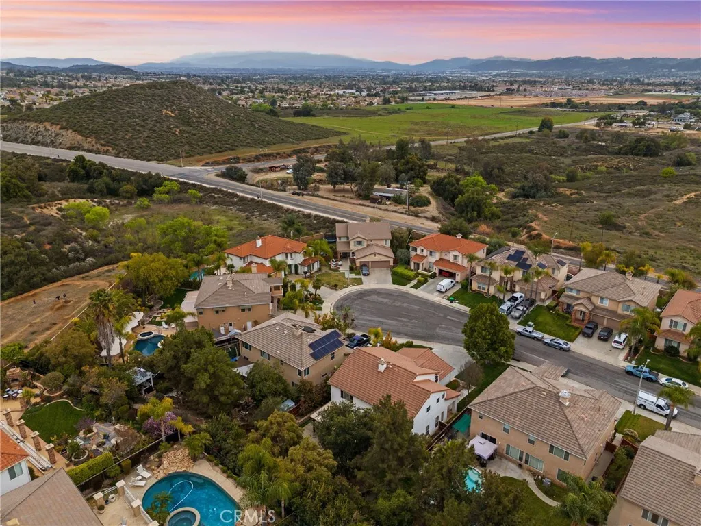 24406 Senna Drive, Wildomar, California 92595 home-pic-51