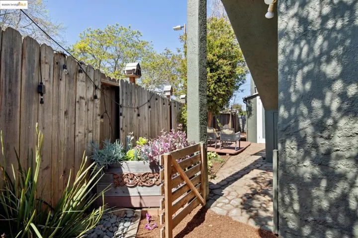 1424 Ward St, Berkeley, California 94702