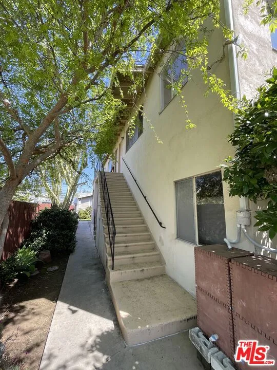 1925 Euclid Street, Santa Monica, California 90404 — photo 4