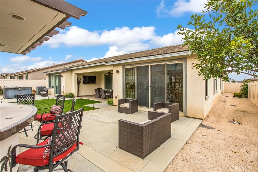 1454 Ellerg Way, Beaumont, California 92223 home-pic-39