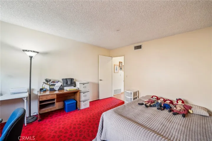 4735 Linwood Place, Riverside, California 92506