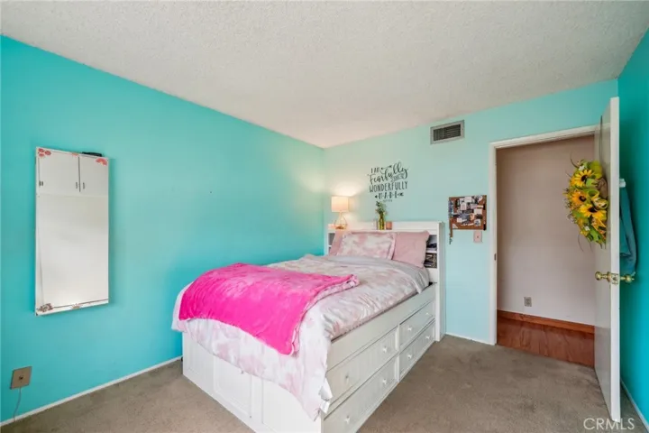 4735 Linwood Place, Riverside, California 92506