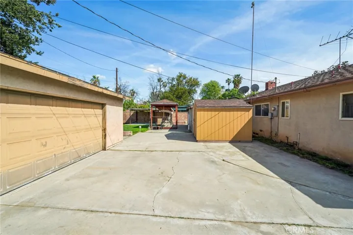 4735 Linwood Place, Riverside, California 92506