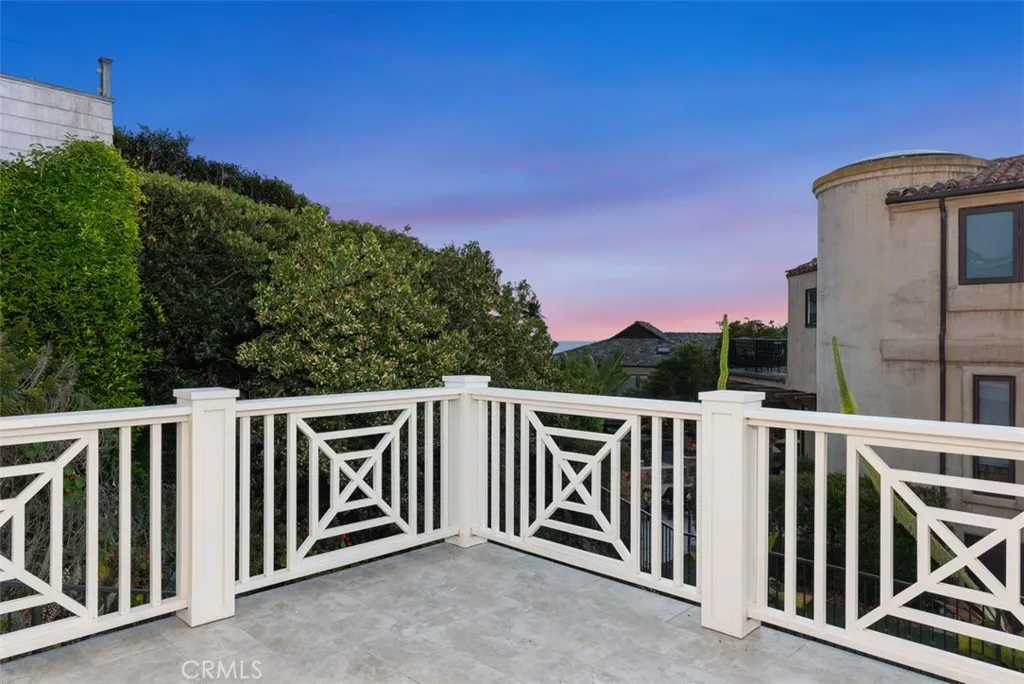 66 S La Senda Drive, Laguna Beach, California 92651 home-pic-30