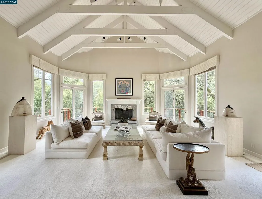 4 Julianna Ct, Moraga, California 94556 home-pic-0