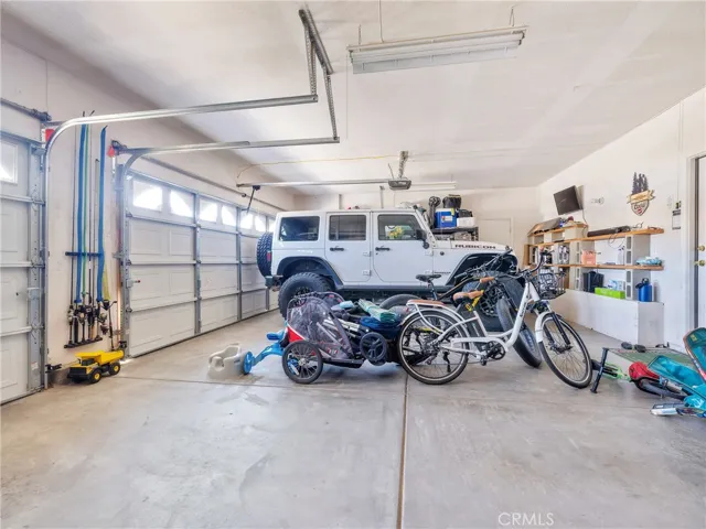 13873 Plantain Street, Hesperia, California 92344