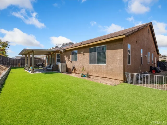 13873 Plantain Street, Hesperia, California 92344