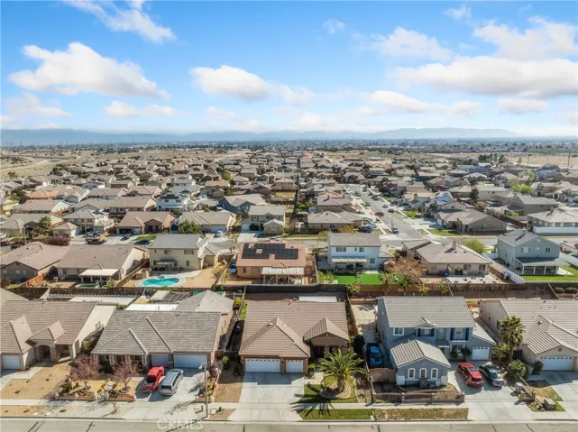 13873 Plantain Street, Hesperia, California 92344