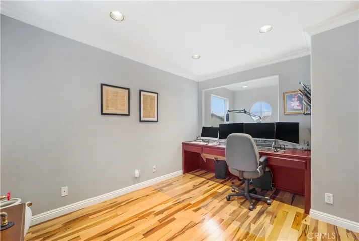 Double desk work space is built in.