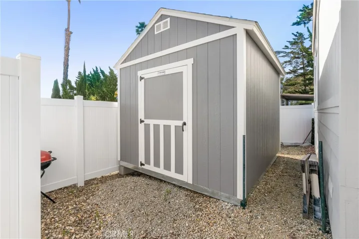 Tuff Shed 10 x12