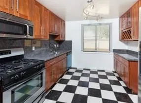1232 Hillside Blvd, Daly City, California 94014 home-pic-3