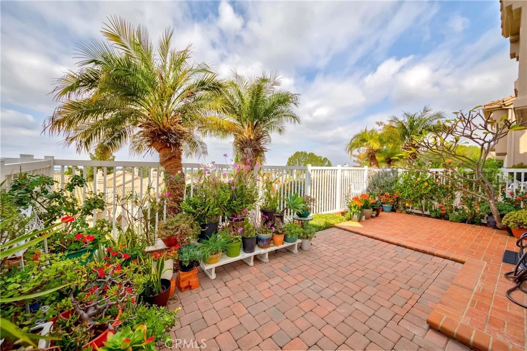 2157 Flame Flower Lane, Fullerton, California 92833 home-pic-26