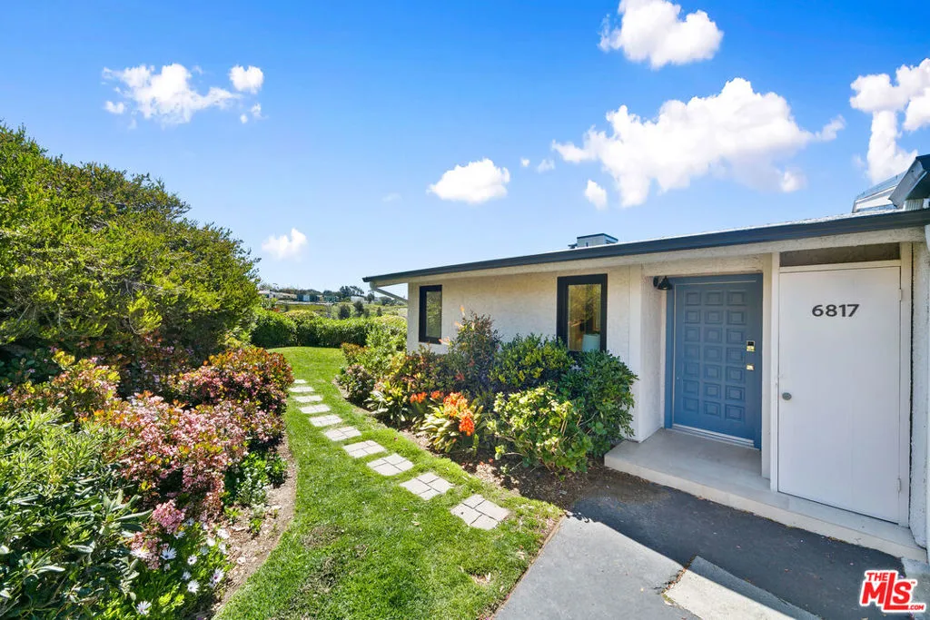 6817 Seawatch Lane, Malibu, California 90265 home-pic-35