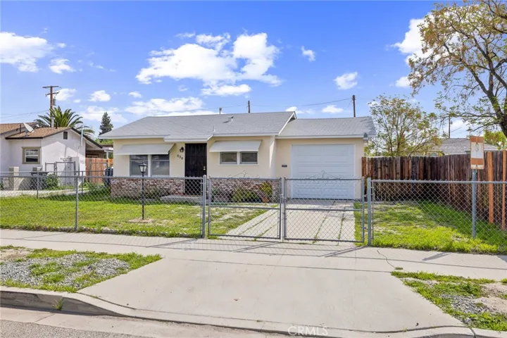 230 S Ramona Street, Hemet, California 92543
