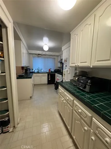 10345 Oso Avenue, Chatsworth, California 91311