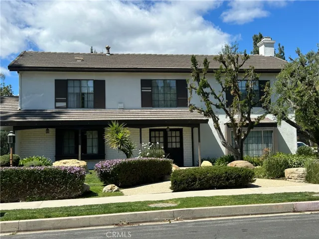 10345 Oso Avenue, Chatsworth, California 91311