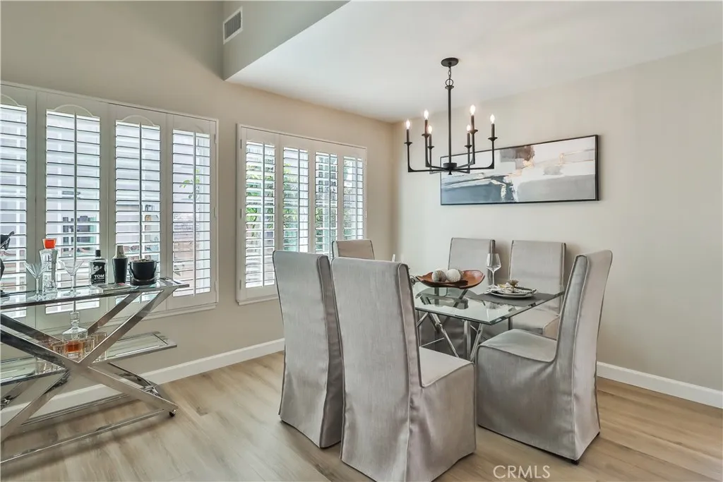 2747 Granvia Place, Thousand Oaks, California 91360 home-pic-14