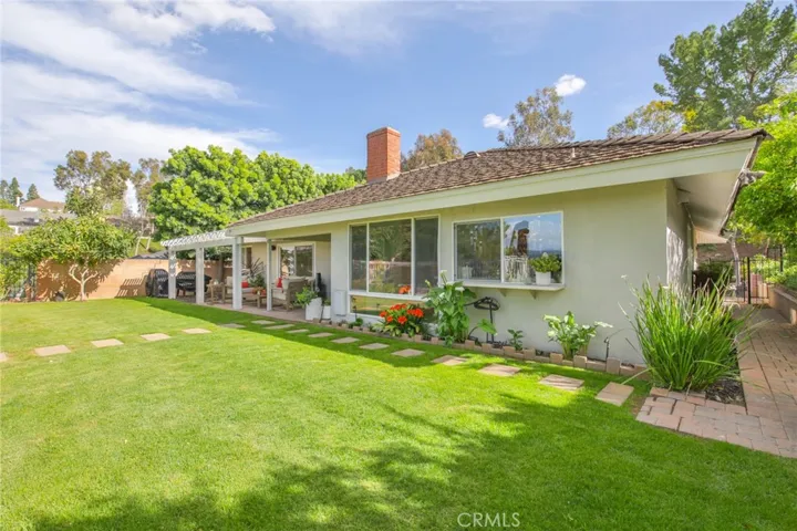 5245 E Gatewood Lane, Anaheim Hills, California 92807