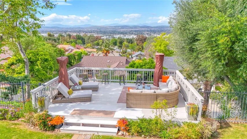 5245 E Gatewood Lane, Anaheim Hills, California 92807