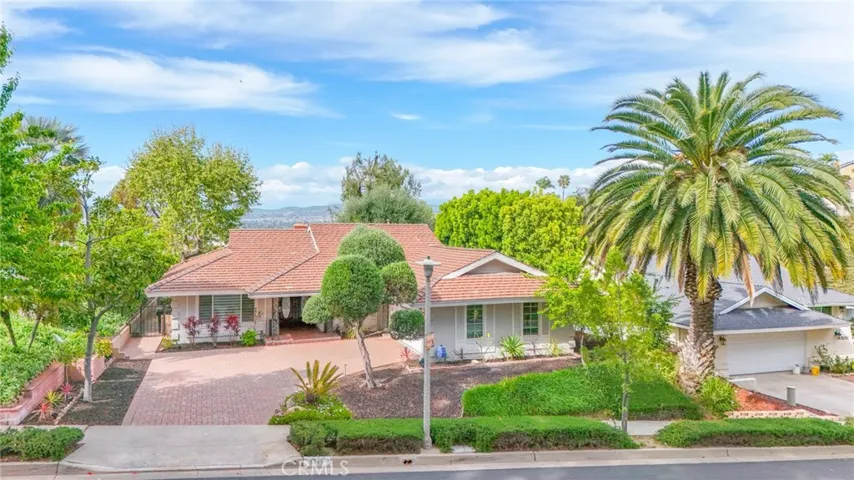 5245 E Gatewood Lane, Anaheim Hills, California 92807