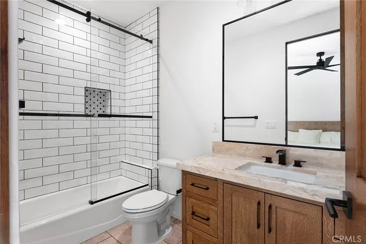 ensuite bathroom upstairs