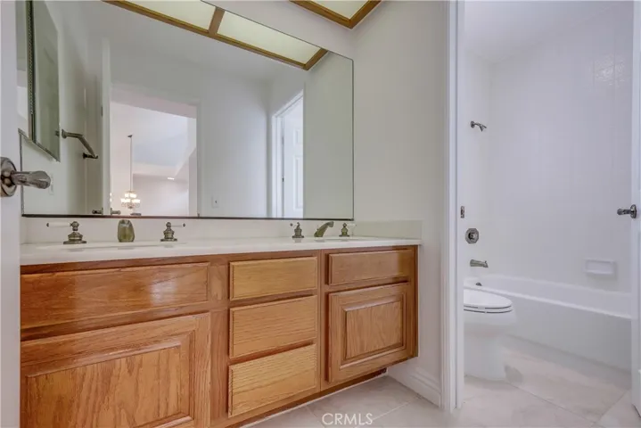 Upstairs Hall Bathroom