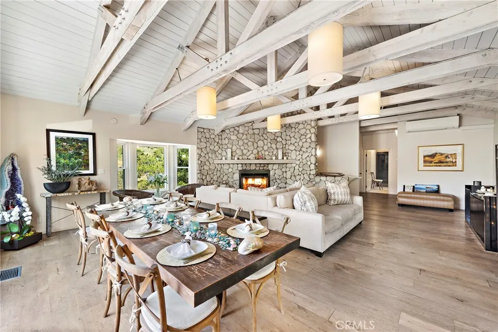 21095 Raquel Road, Laguna Beach, California 92651, ,Residential Income,For Sale,Raquel,OC25071849